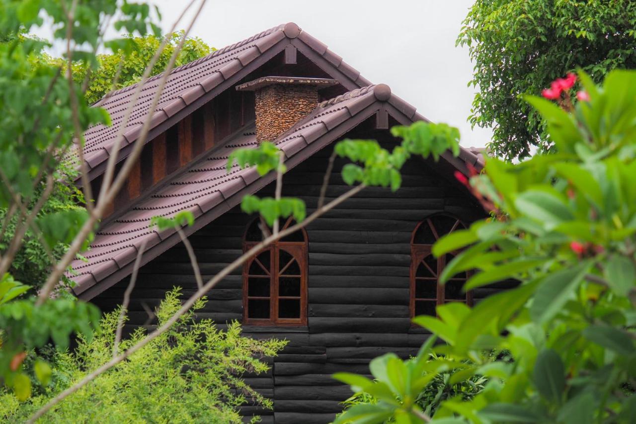 Отель Ratmanee House Канчанабури Экстерьер фото