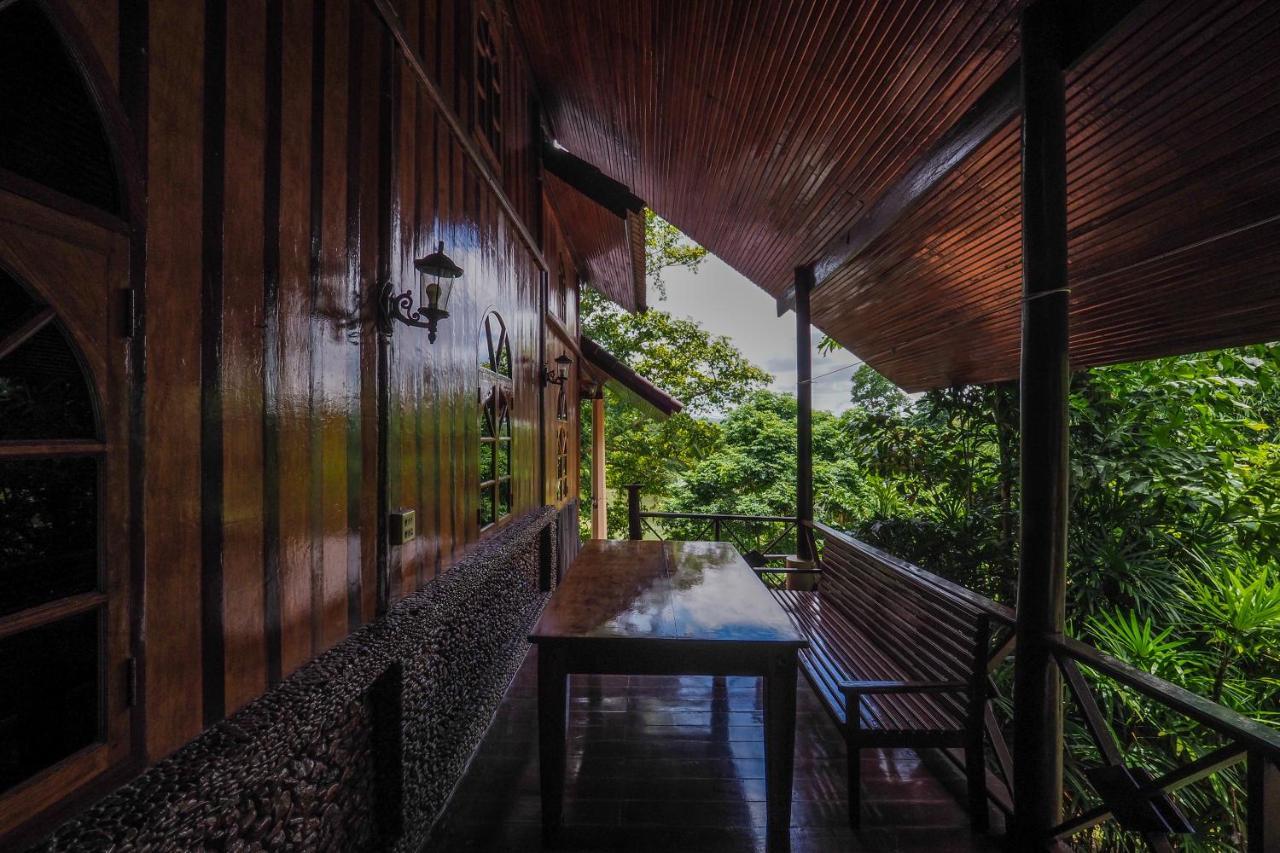 Отель Ratmanee House Канчанабури Экстерьер фото