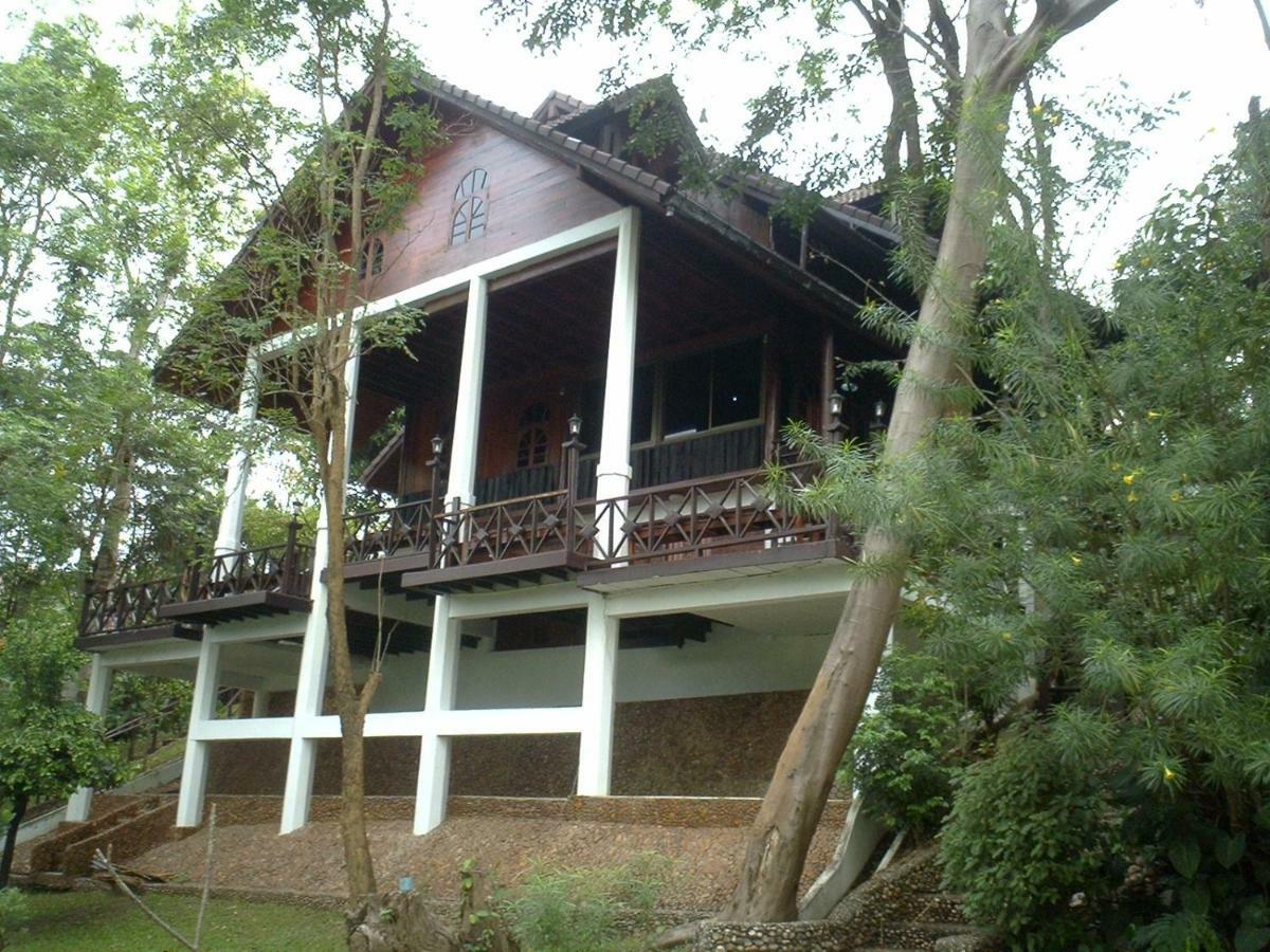 Отель Ratmanee House Канчанабури Экстерьер фото